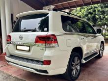 https://riyasewana.com/uploads/toyota-land-cruisers-410532117406.jpg