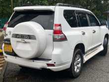 https://riyasewana.com/uploads/toyota-land-crusher-2010-1413405712173.jpg