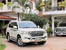 Toyota Land Crusher V8 2011 SUV