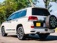 https://riyasewana.com/uploads/toyota-land-curious-101657304922.jpg