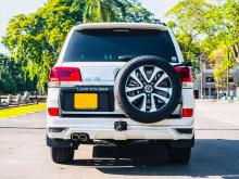 https://riyasewana.com/uploads/toyota-land-curious-101658136736.jpg