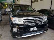 https://riyasewana.com/uploads/toyota-land-curious-91353244232.jpg