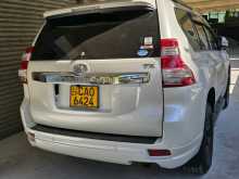 https://riyasewana.com/uploads/toyota-landcruiser-prado-2015-1914032512082.jpg