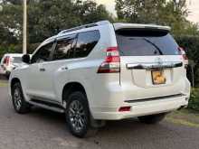https://riyasewana.com/uploads/toyota-landcruiser-prado-251537504363.jpg
