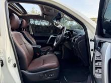 https://riyasewana.com/uploads/toyota-landcruiser-prado-251538156705.jpg