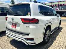 https://riyasewana.com/uploads/toyota-lc300-7113036474.jpg