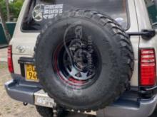 https://riyasewana.com/uploads/toyota-lexus-land-2000-302042121218281.jpg