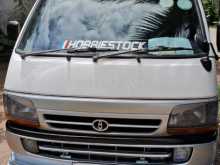 Toyota Dolphin LH102 1996 Van