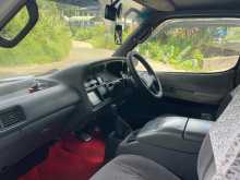 https://riyasewana.com/uploads/toyota-lh-102-1992-189184612454.jpg