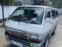 Toyota LH102 1992 Van