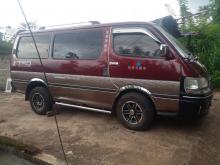 Toyota LH102 1990 Van