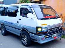 Toyota LH102 1991 Van