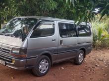 Toyota LH103 2002 Van