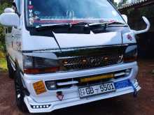 Toyota Dolphin LH103 2000 Van