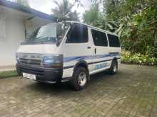 Toyota LH 110 1991 Van