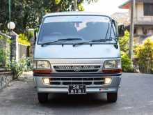 Toyota Dolphin LH113 1993 Van