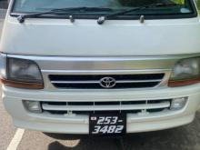 Toyota Dolphin LH113 1991 Van