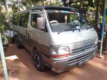 Toyota Dolphin LH113 1995 Van