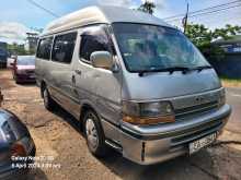 Toyota LH 114 Dolphin 2000 Van