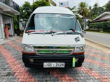 Toyota Dolphin LH123 1997 Van