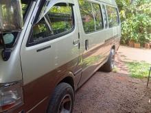 Toyota LH 125 1997 Van