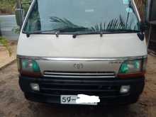 Toyota Dolphin 1992 Van