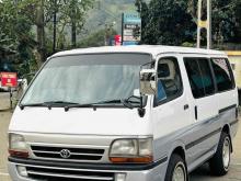 Toyota Hiace 1999 Van