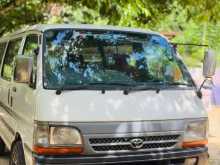 Toyota LH 172 1999 Van