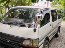 Toyota LH 172 Hiace 1998 Van