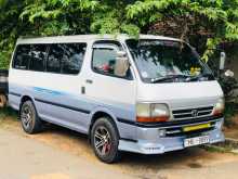 Toyota Dolphin LH172 1999 Van