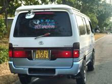 Toyota LH 172 2001 Van