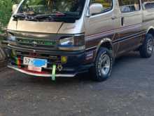 Toyota Dolphin LH113 1991 Van