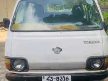 Toyota LH20 1982 Van