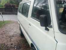 Toyota LH20 1988 Van