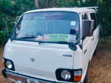 Toyota LH30 1983 Van