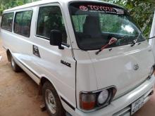 Toyota LH30 1982 Van