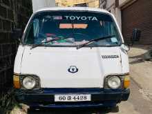 Toyota LH30 1981 Van
