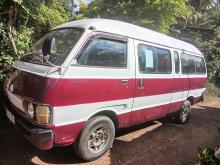 Toyota LH40B 1981 Van