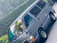 Toyota LH51v 1988 Van