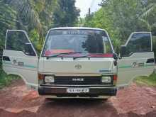 Toyota LH61 Shell 1986 Van