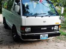 Toyota LH61 1988 Van