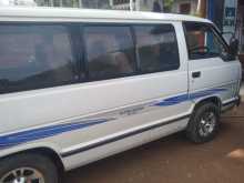 Toyota LH61 1985 Van