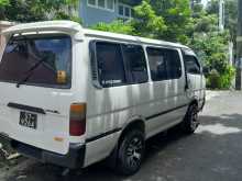 Toyota LH102 1992 Van