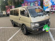 Toyota LH102 1991 Van
