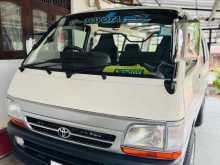 Toyota Dolphin LH102 1990 Van