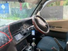 Toyota Dolphin LH102 1991 Van