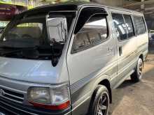 Toyota Dolphin LH102 1991 Van