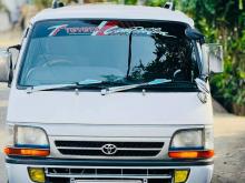 Toyota LH103 Dolphin 1994 Van