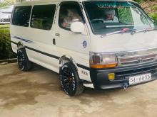 Toyota LH113 1989 Van
