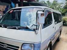 Toyota Dolphin LH113 1992 Van